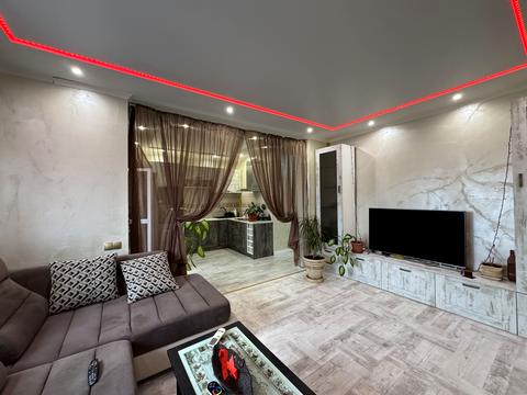 квартира за адресою Захисників України вул. (1-го Травня), 40