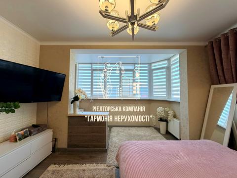 квартира по адресу Единства ул., 4