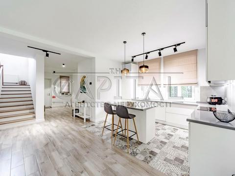 будинок за адресою вул. Садова, 1