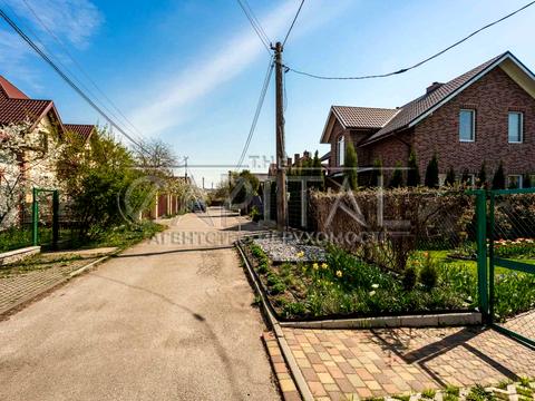 будинок за адресою вул. Садова, 1