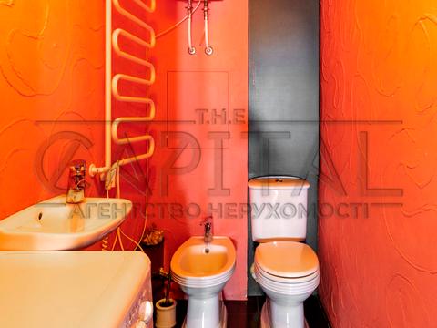 квартира за адресою Анни Ахматової вул., 13