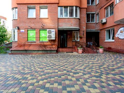 квартира за адресою Анни Ахматової вул., 13