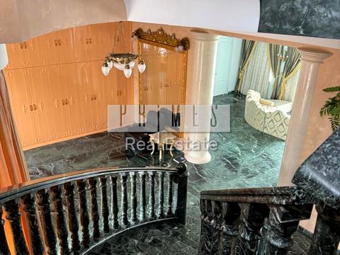 дом по адресу Центральна