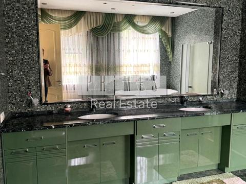 дом по адресу Центральна