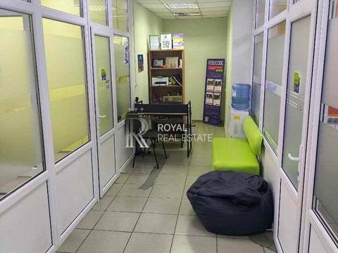 комерційна за адресою Академіка Глушкова просп., 31