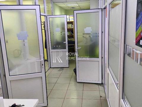 комерційна за адресою Академіка Глушкова просп., 31