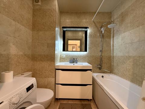 квартира за адресою Боголюбова вул., 13