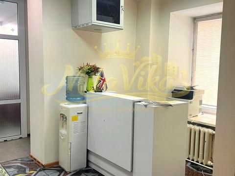 комерційна за адресою Київ, Олеся Гончара вул., 37-А