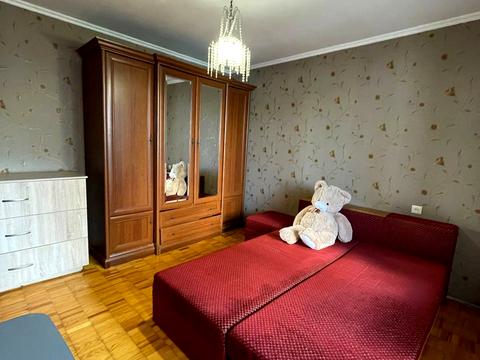 квартира по адресу Ревуцкого ул., 19/1