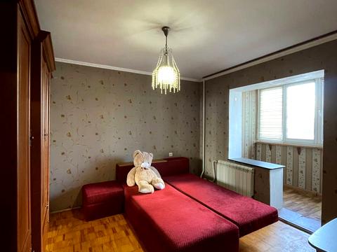 квартира по адресу Ревуцкого ул., 19/1