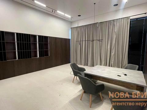 комерційна за адресою Київ, Михайла Максимовича вул. (Онуфрія Трутенка), 28-Е