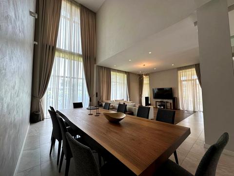 дом по адресу Незалежності вул.