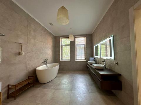 дом по адресу Незалежності вул.