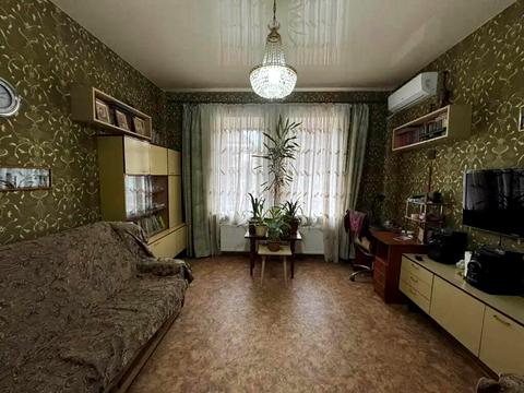 будинок за адресою Володимира Самодриги вул. (Яшина), 10