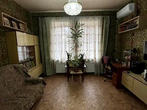 будинок за адресою Володимира Самодриги вул. (Яшина), 10