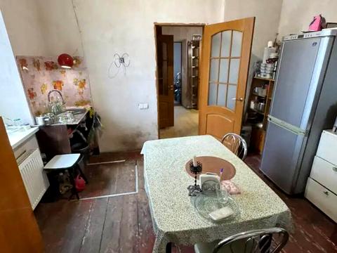 будинок за адресою Володимира Самодриги вул. (Яшина), 10