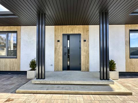 будинок за адресою Успішна, 10