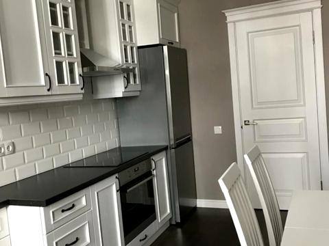 квартира за адресою Миколи Міхновського бульв. (Дружби народів), 14-16