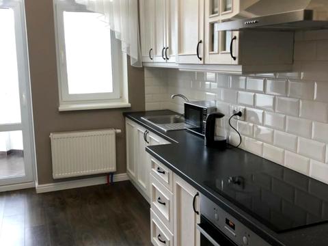 квартира за адресою Миколи Міхновського бульв. (Дружби народів), 14-16