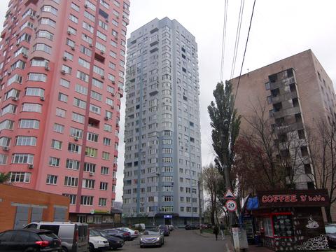 квартира за адресою Феодосійська вул., 1