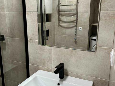 квартира за адресою Олеся Бердника вул., 1-Д