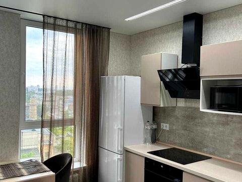 квартира за адресою Олеся Бердника вул., 1-Д