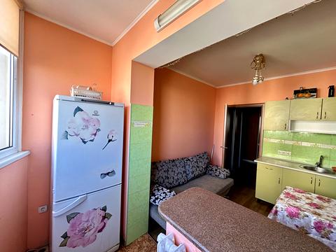 квартира за адресою Князя Володимира Великого просп., 125