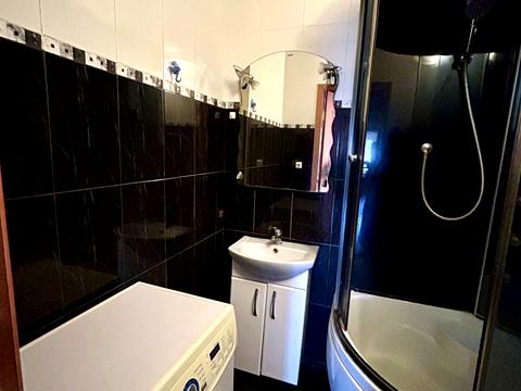 квартира за адресою Князя Володимира Великого просп., 125