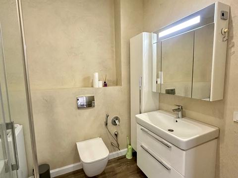 квартира за адресою Леонтовича вул. (Бєлінського), 16