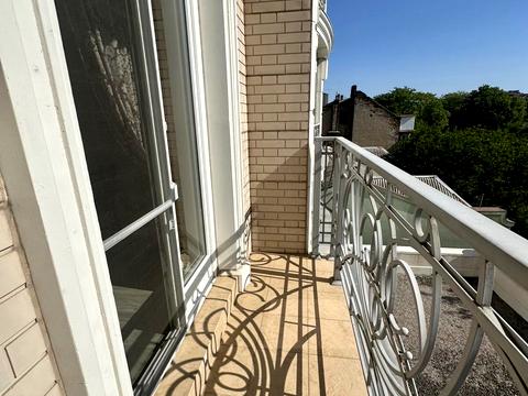 квартира за адресою Леонтовича вул. (Бєлінського), 16