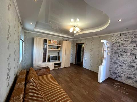 квартира за адресою Князя Володимира Великого просп., 125