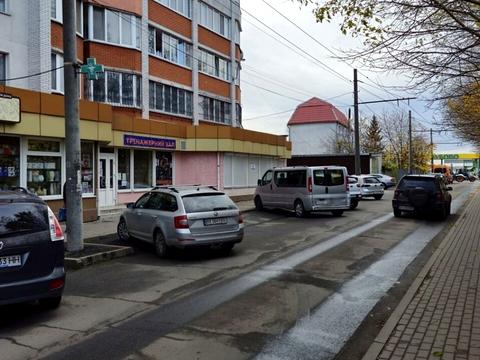 комерційна за адресою Петра Болбочана вул. (Городовікова), 3/2