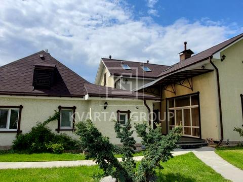 будинок за адресою Січнева