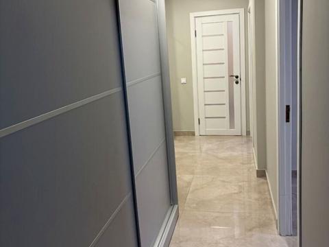 комерційна за адресою Зарічанська вул., 26/1