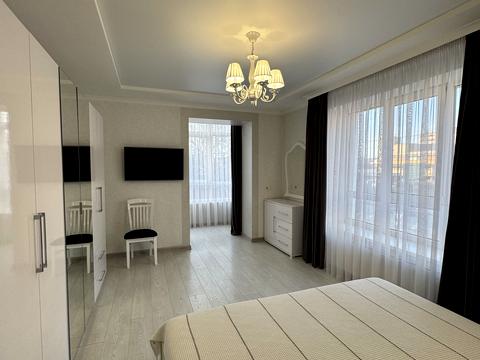 квартира за адресою Володимира Івасюка вул., 10