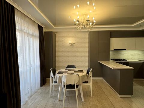 квартира за адресою Володимира Івасюка вул., 10