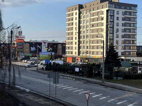 квартира за адресою Володимира Івасюка вул., 10