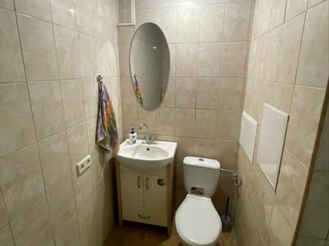 комерційна за адресою Скоблі вул., 11