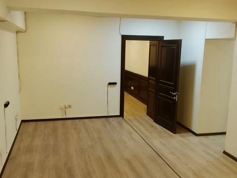 комерційна за адресою Софіївська вул., 16/16