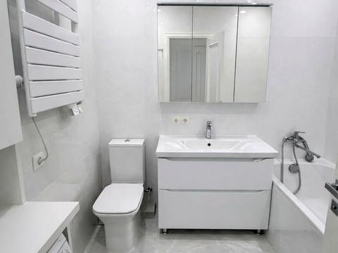 квартира по адресу Ревуцкого ул., 40-В