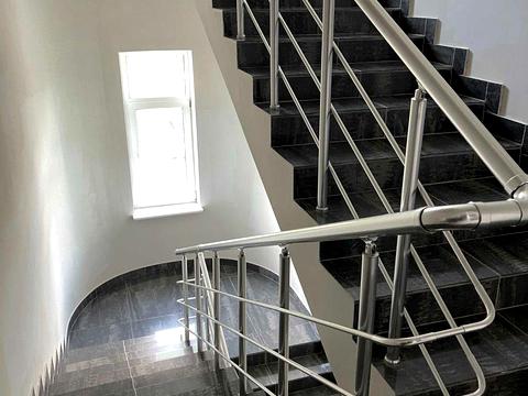 коммерческая по адресу Николая Закревского ул., 34
