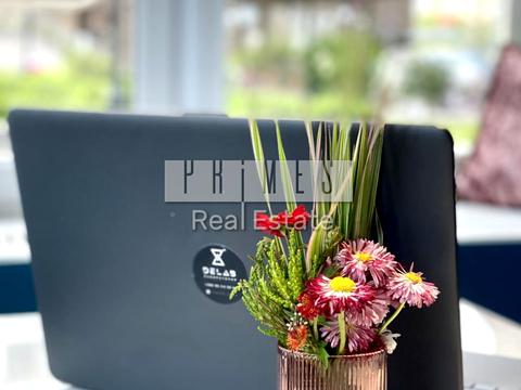 комерційна за адресою Андрія Верхогляда вул. (Михайла Драгомирова), 17