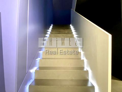 комерційна за адресою Андрія Верхогляда вул. (Михайла Драгомирова), 17