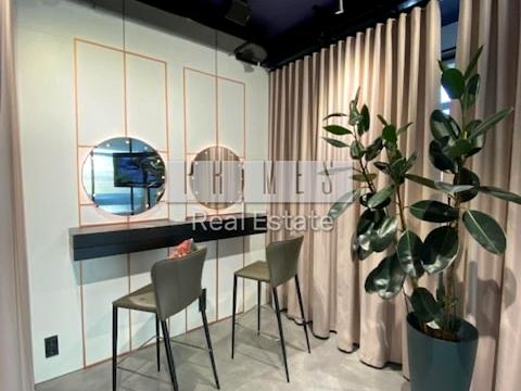 комерційна за адресою Андрія Верхогляда вул. (Михайла Драгомирова), 17