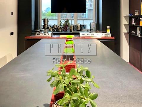 комерційна за адресою Андрія Верхогляда вул. (Михайла Драгомирова), 17