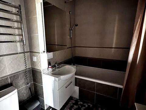 квартира за адресою Київ, Приладний пров., 10-А Коло