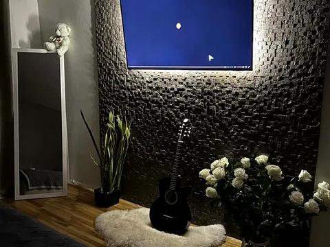 будинок за адресою Театральна вул. (Леніна), 12