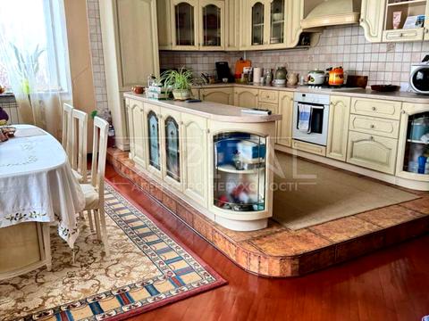 дом по адресу Широкая ул.