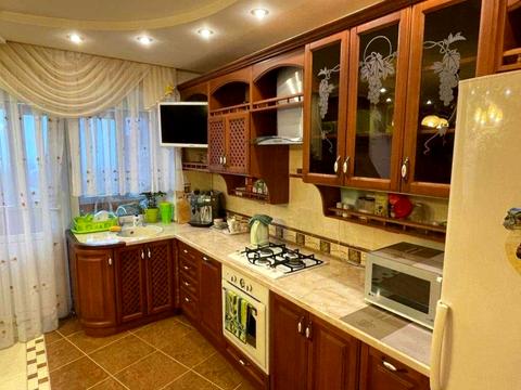 квартира по адресу Филиппа Орлика ул. (Паризької Комуни), 26