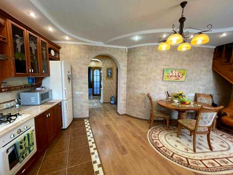 квартира по адресу Филиппа Орлика ул. (Паризької Комуни), 26